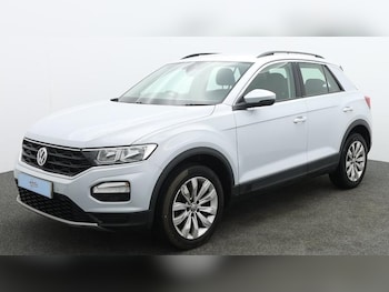 Used Volkswagen T-Roc 2018 for sale - 77599713: Photo