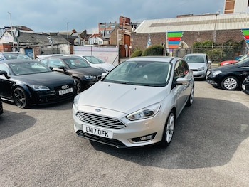 Used Ford Focus 2017 for sale - 76177325: Photo 3