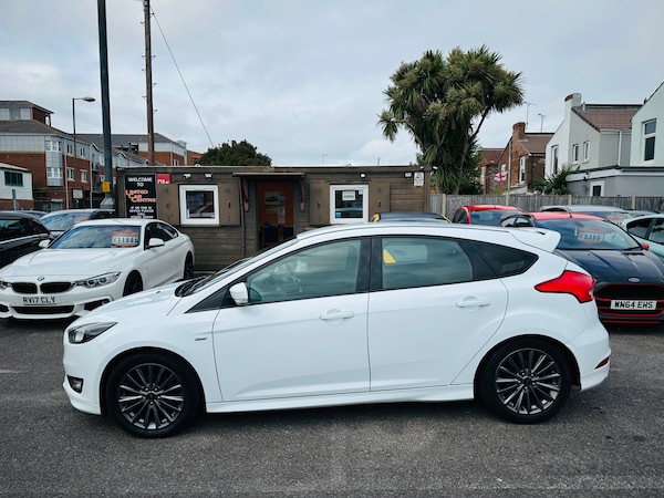 Used Ford Focus 2017 for sale - 76177580: Photo 13