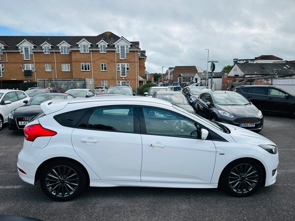 Used Ford Focus 2017 for sale - 76177580: Photo 14