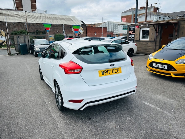 Used Ford Focus 2017 for sale - 76177580: Photo 8
