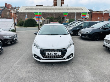 Used Peugeot 208 2017 for sale - 76177475: Photo