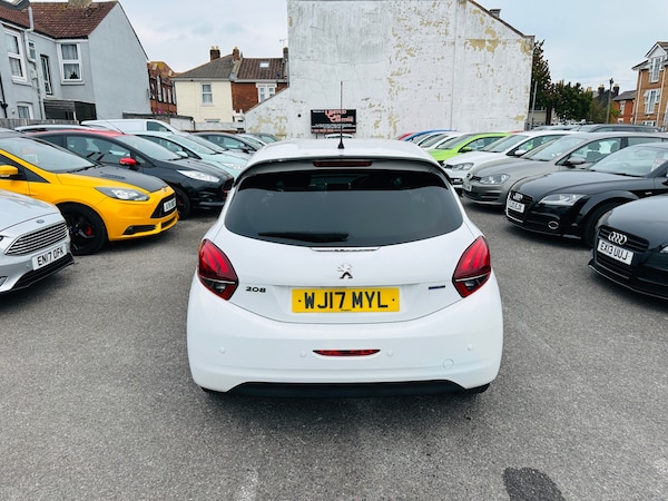 Used Peugeot 208 2017 for sale - 76177475: Photo 9