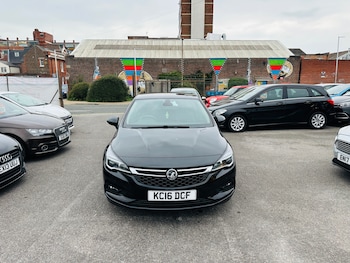 Used Vauxhall Astra 2016 for sale - 76177321: Photo 2