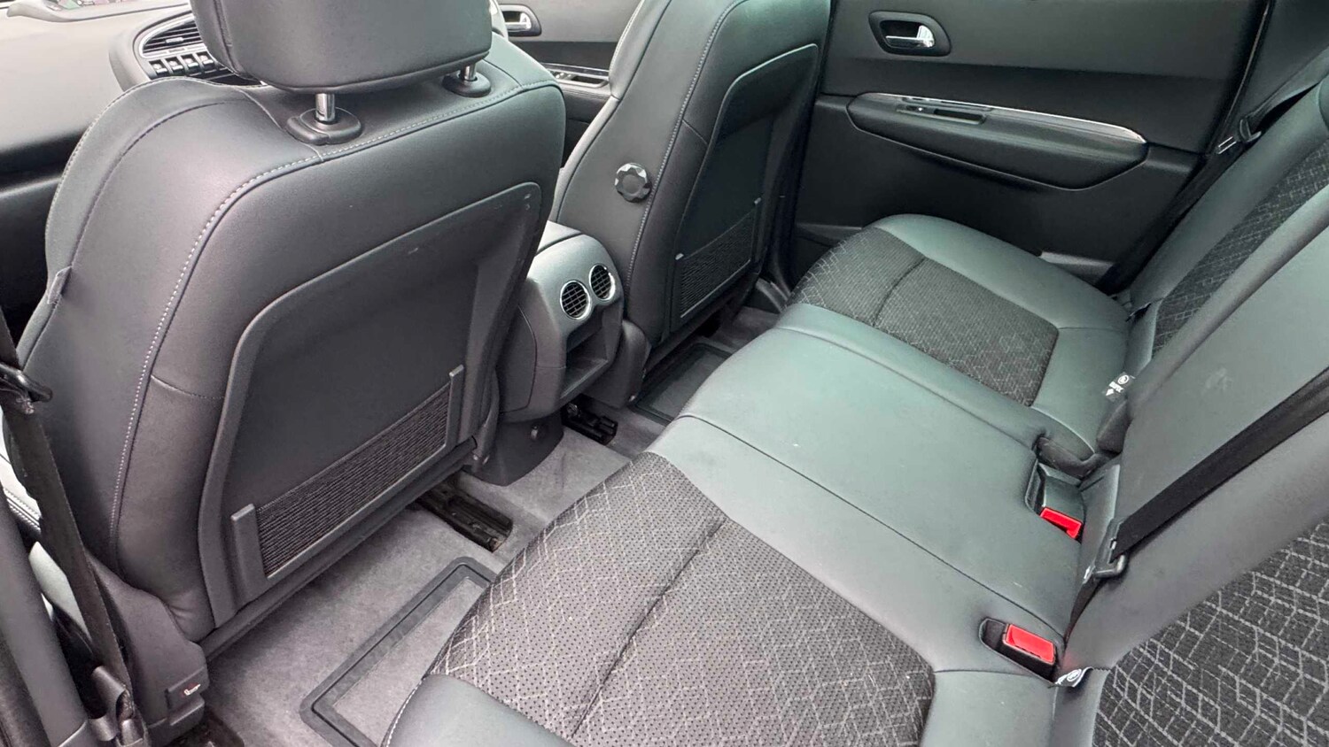 Used Peugeot 3008 for sale - 77861663: Photo 11