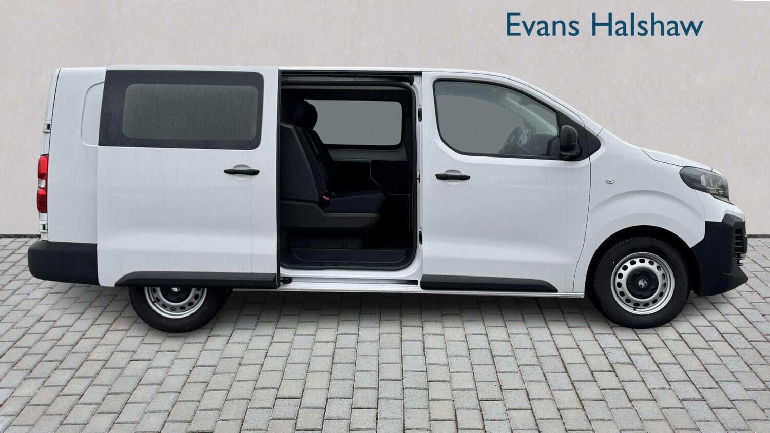 Used Vauxhall Vivaro 2025 for sale - 77857488: Photo 4