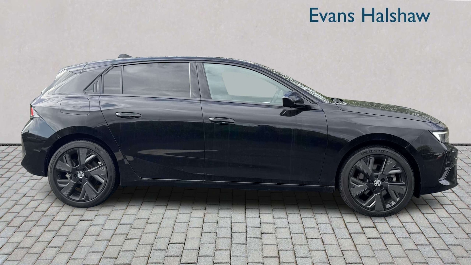 Used Vauxhall Astra 2024 for sale - 78077007: Photo 3