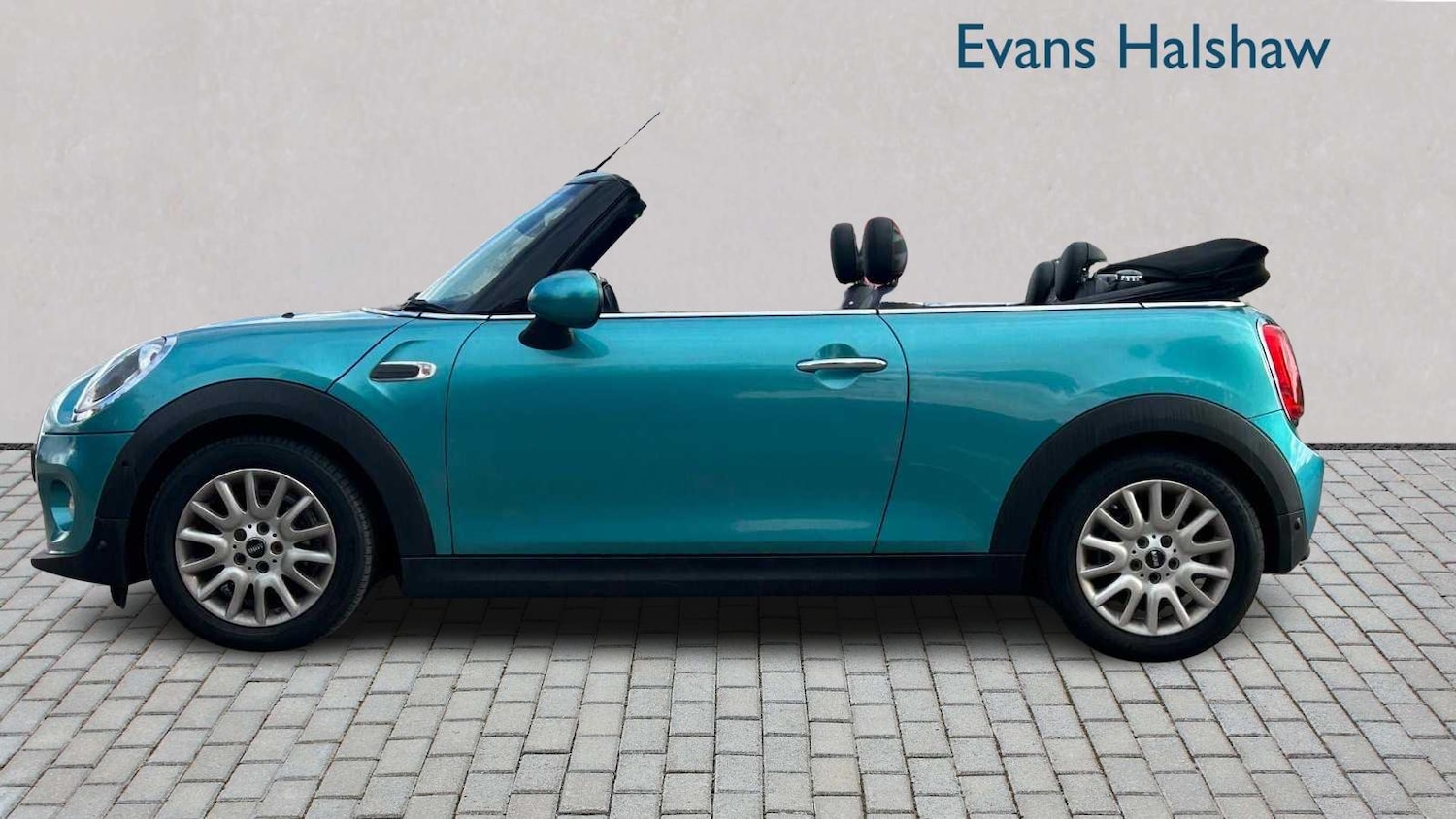 Used MINI Convertible 2016 for sale - 77856508: Photo 3