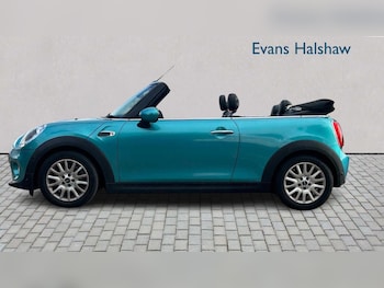Used MINI Convertible 2016 for sale - 77856508: Photo