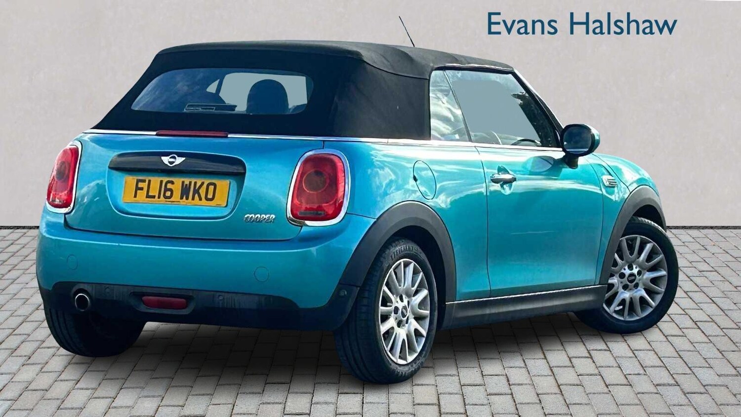 Used MINI Convertible 2016 for sale - 77856508: Photo 7