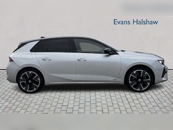 Used Vauxhall Astra 2023 for sale - 78825177: Photo
