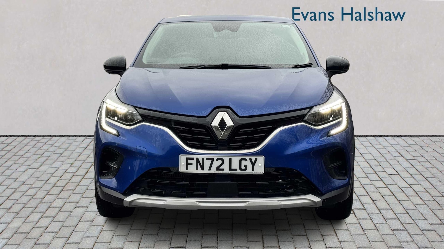 Used Renault Captur 2022 for sale - 77858584: Photo 4