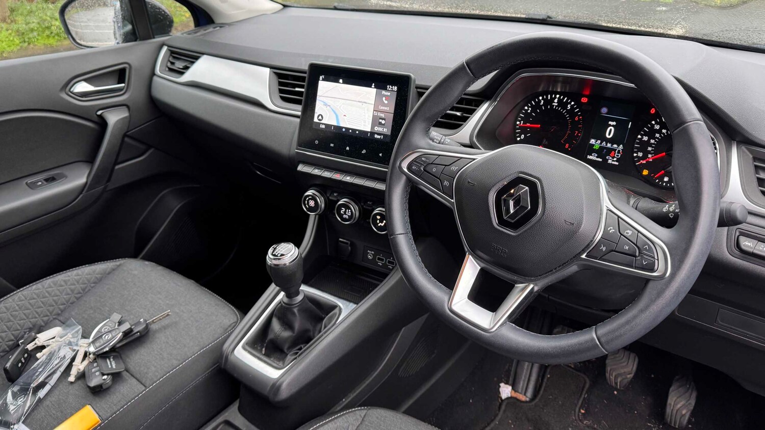 Used Renault Captur 2022 for sale - 77858584: Photo 7