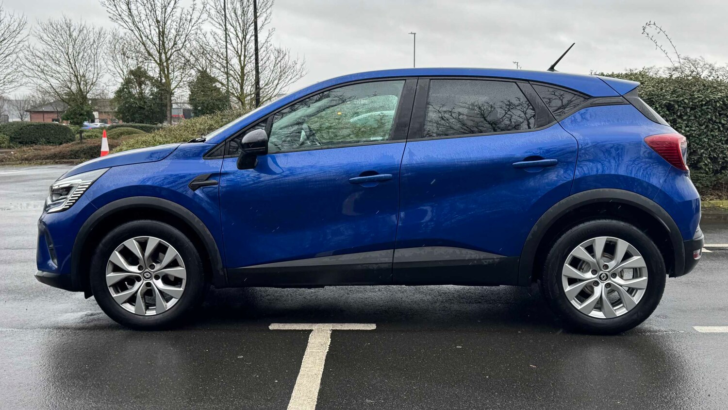 Used Renault Captur 2022 for sale - 77858584: Photo 8