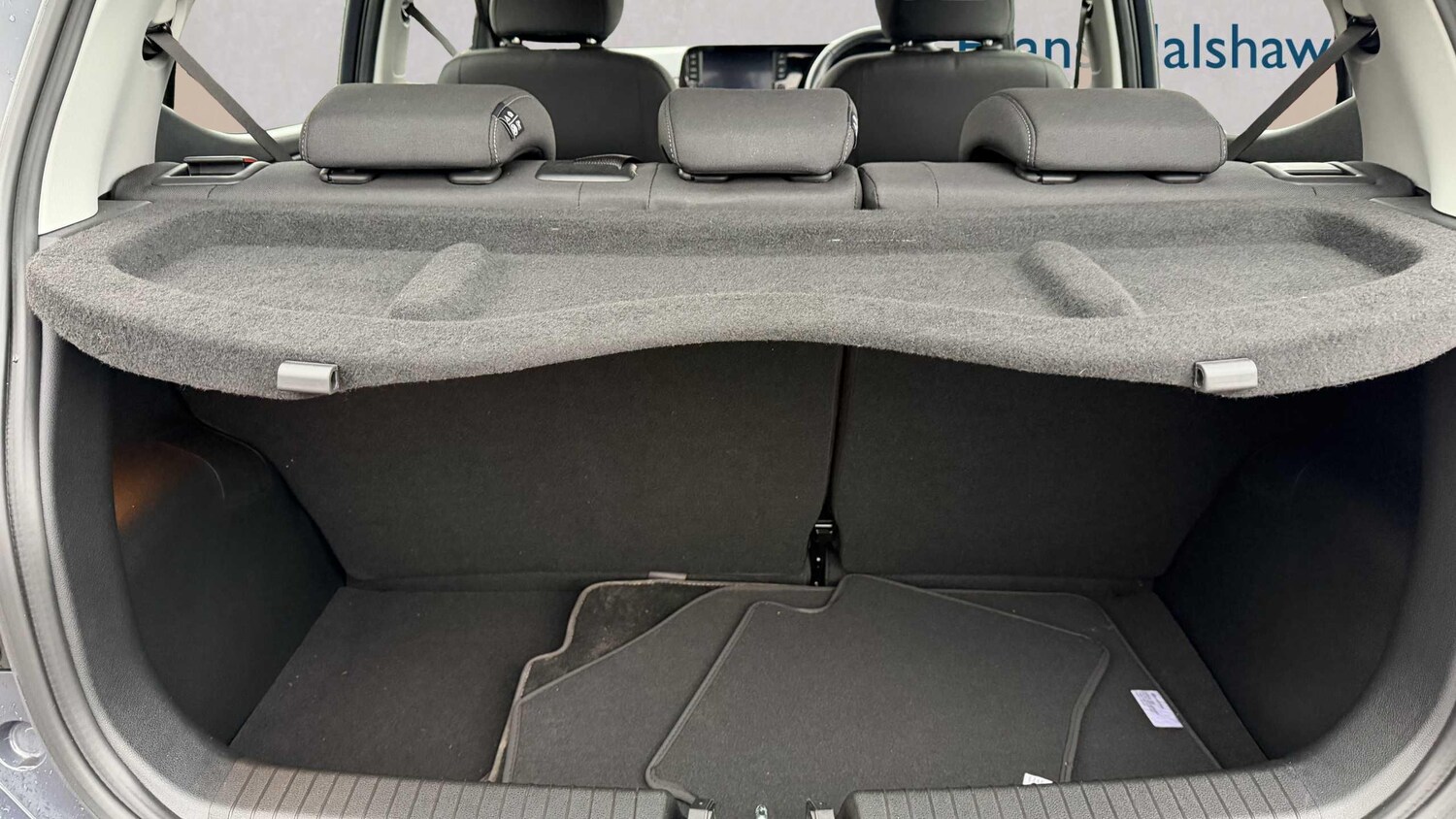 Used Hyundai i10 2025 for sale - 77942896: Photo 6