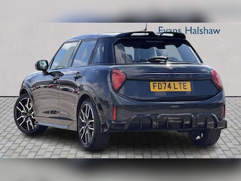 Used MINI Cooper 2024 for sale - 79390801: Photo
