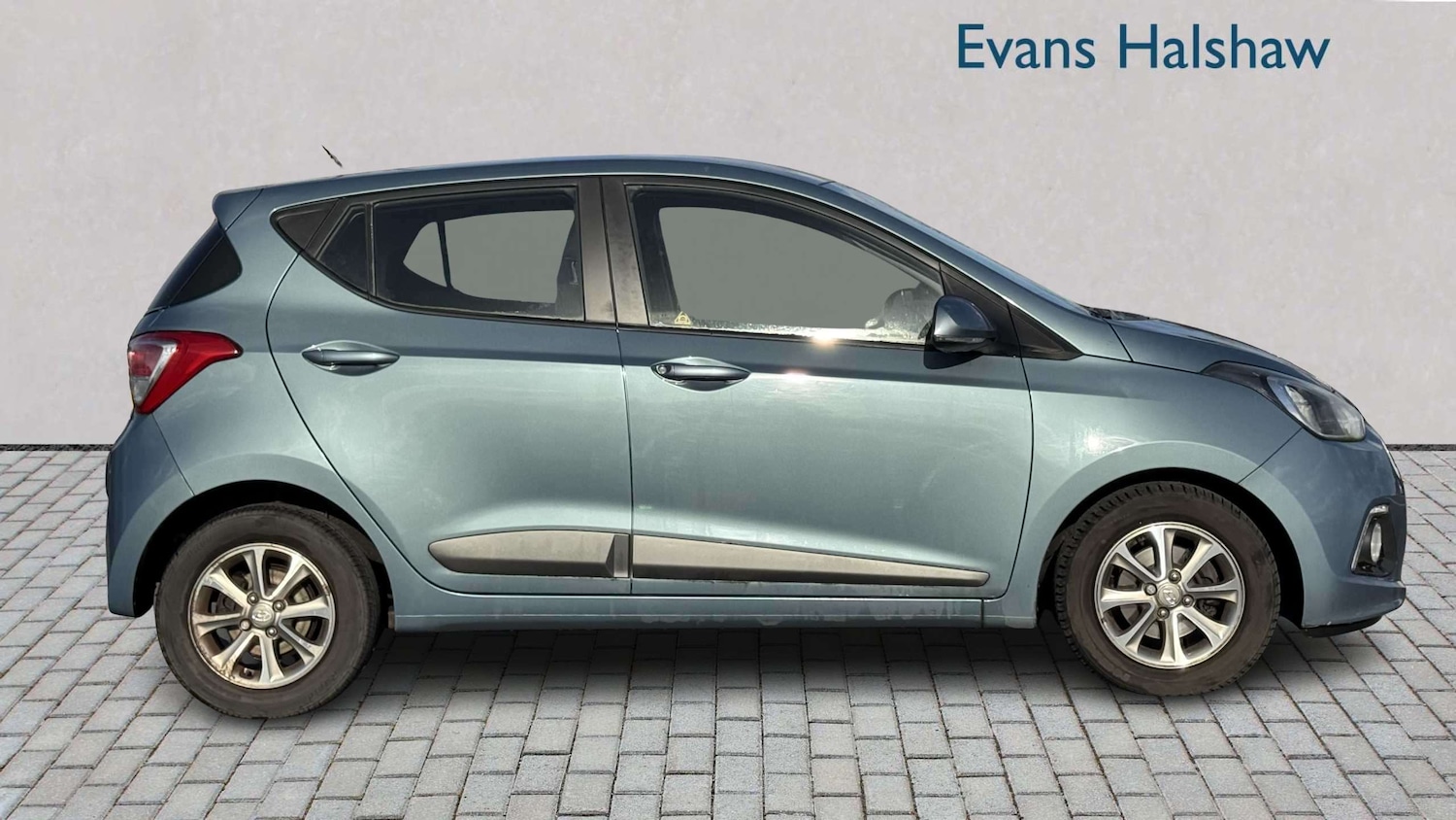 Used Hyundai i10 for sale - 77861380: Photo 3