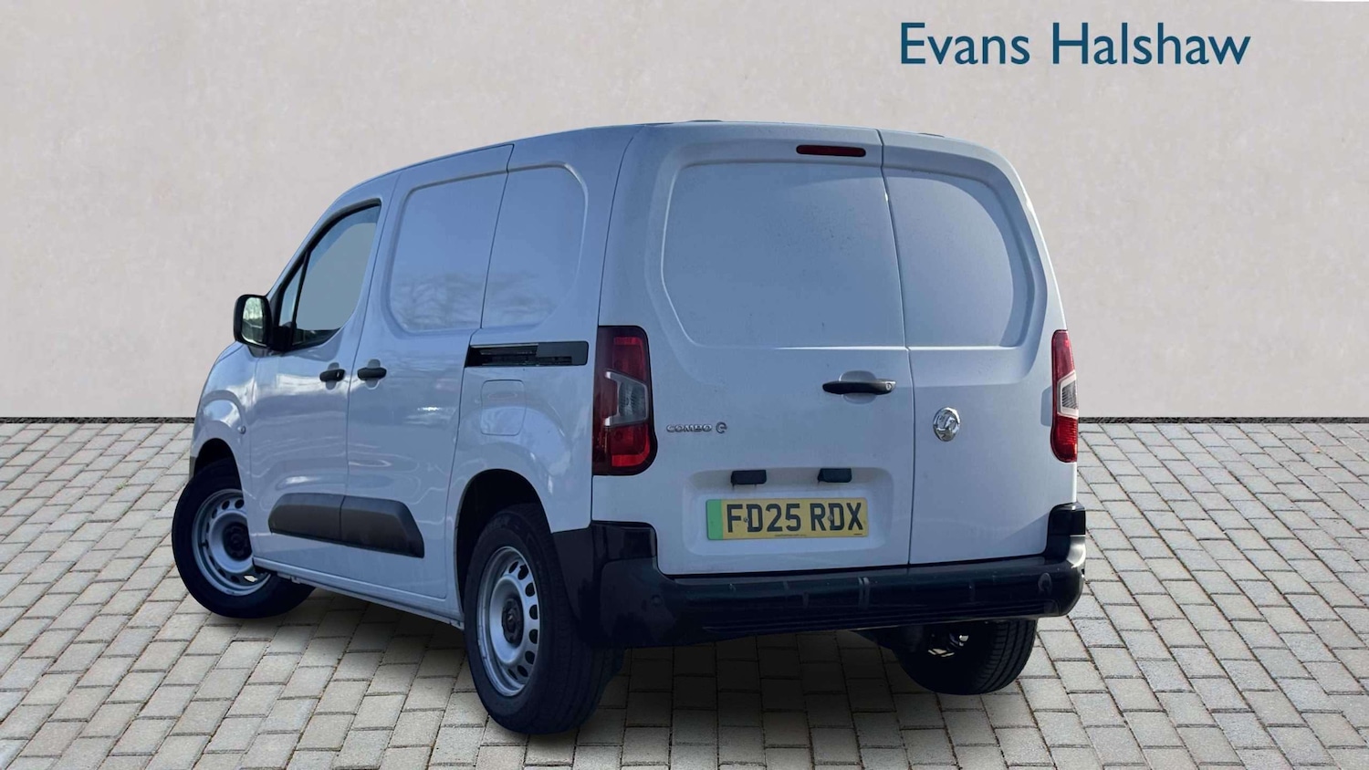 Used Vauxhall Combo 2025 for sale - 77928754: Photo 2