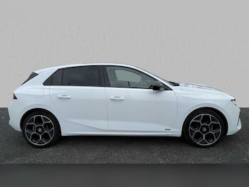 Used Vauxhall Astra 2023 for sale - 78857632: Photo