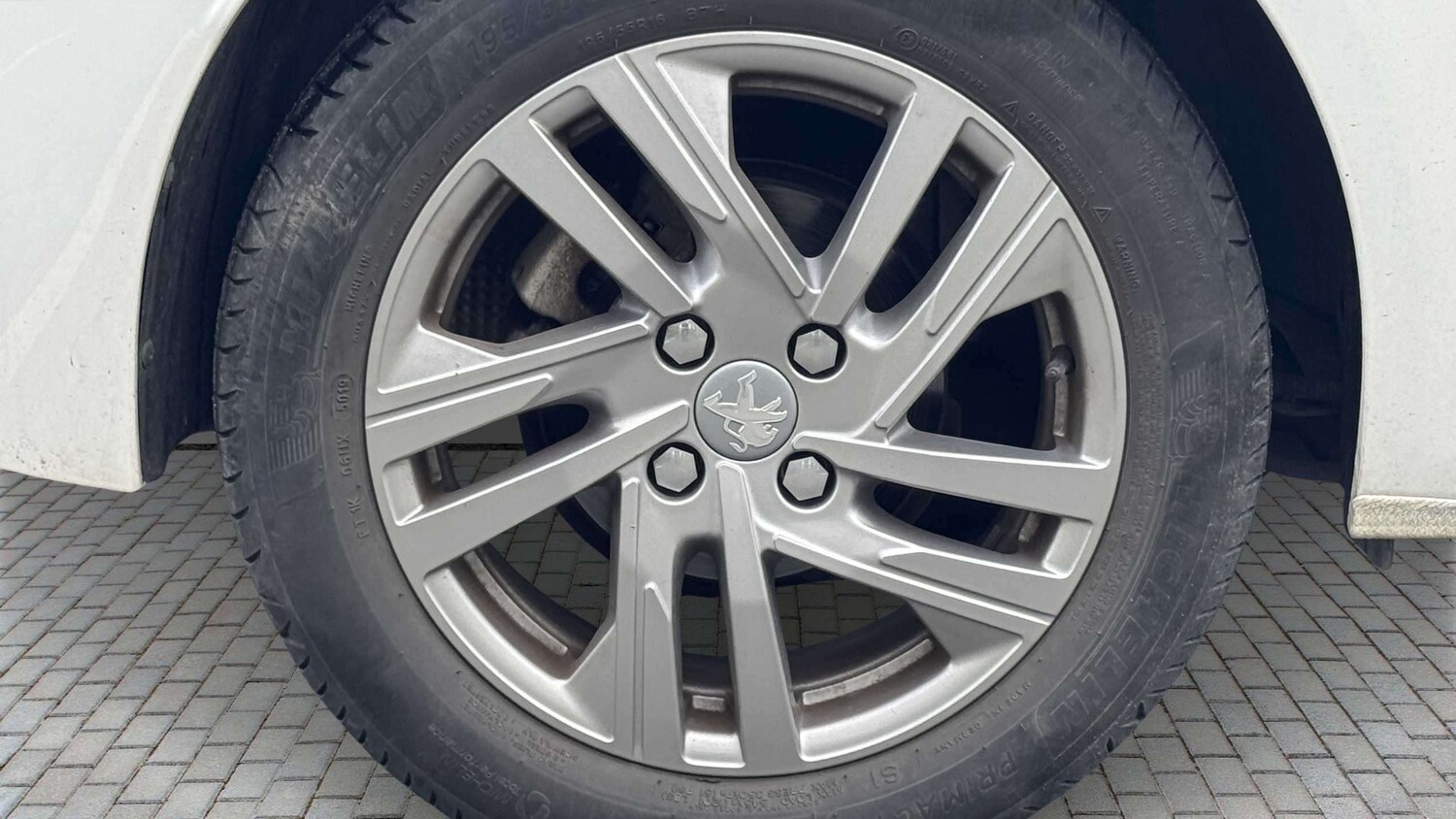 Used Peugeot 208 2020 for sale - 78060168: Photo 6