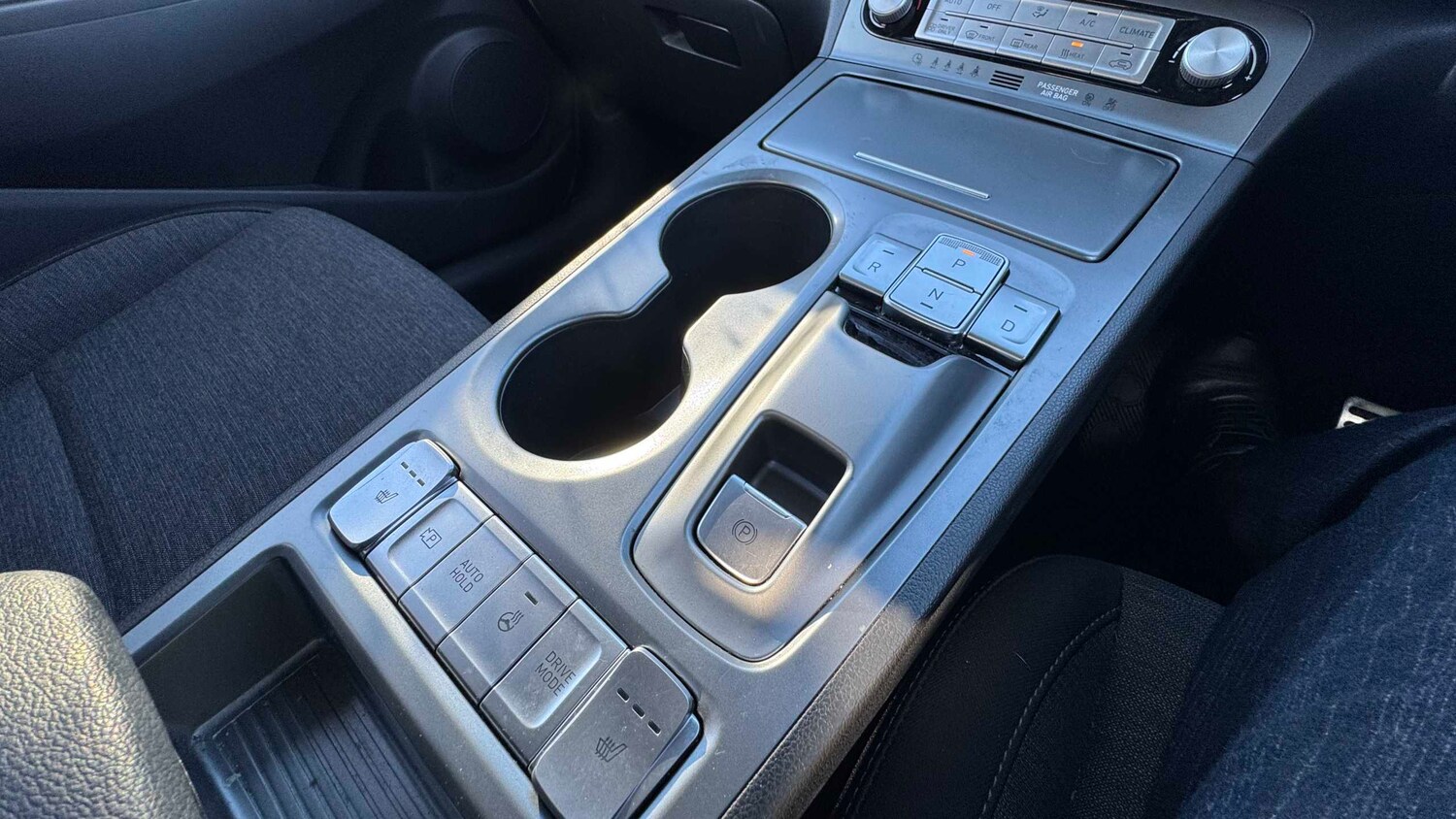 Used Hyundai KONA 2023 for sale - 77913802: Photo 10