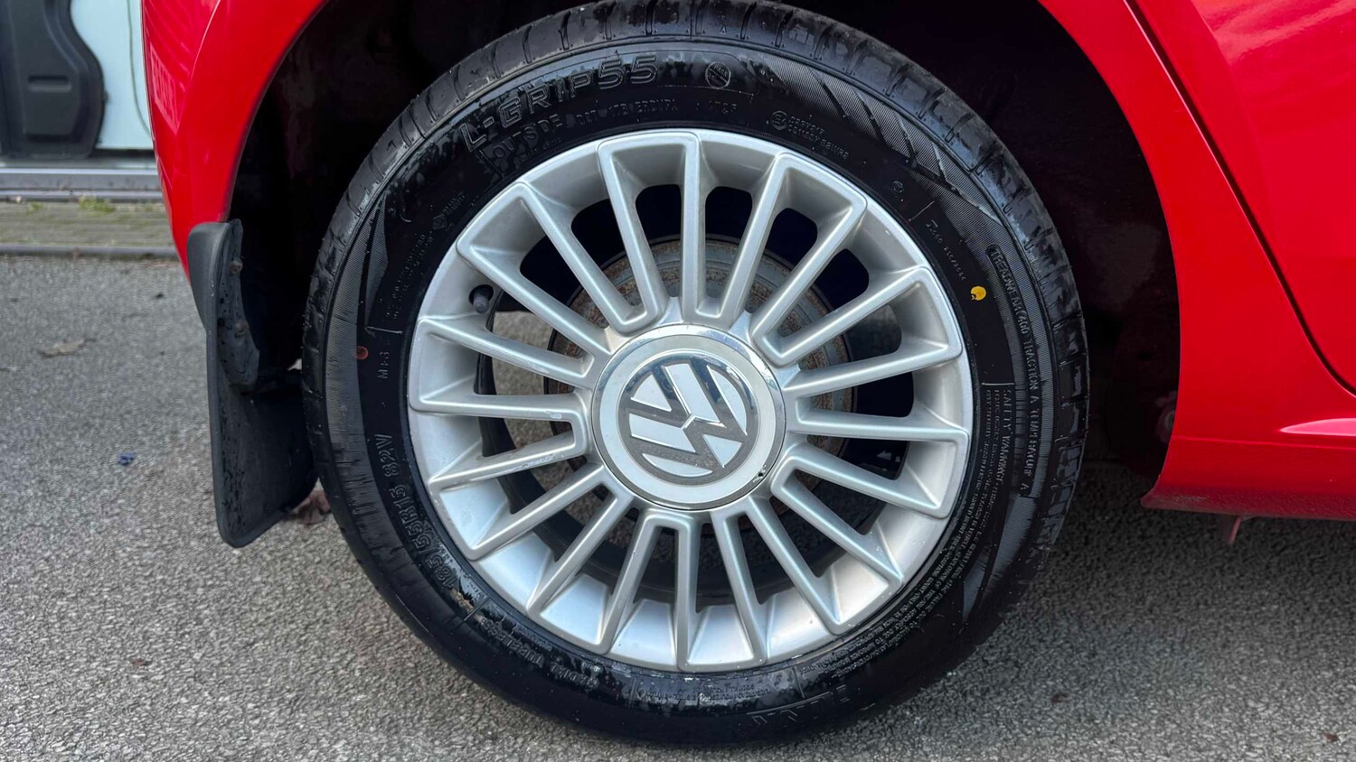 Used Volkswagen up! 2013 for sale - 77858178: Photo 12