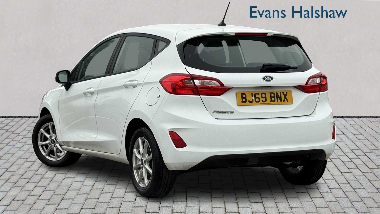 Used Ford Fiesta for sale - 77862648: Photo 2