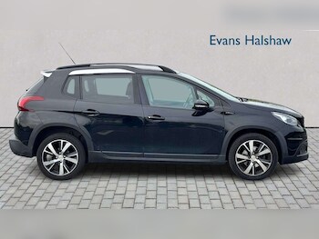 Used Peugeot 2008 2017 for sale - 78173618: Photo