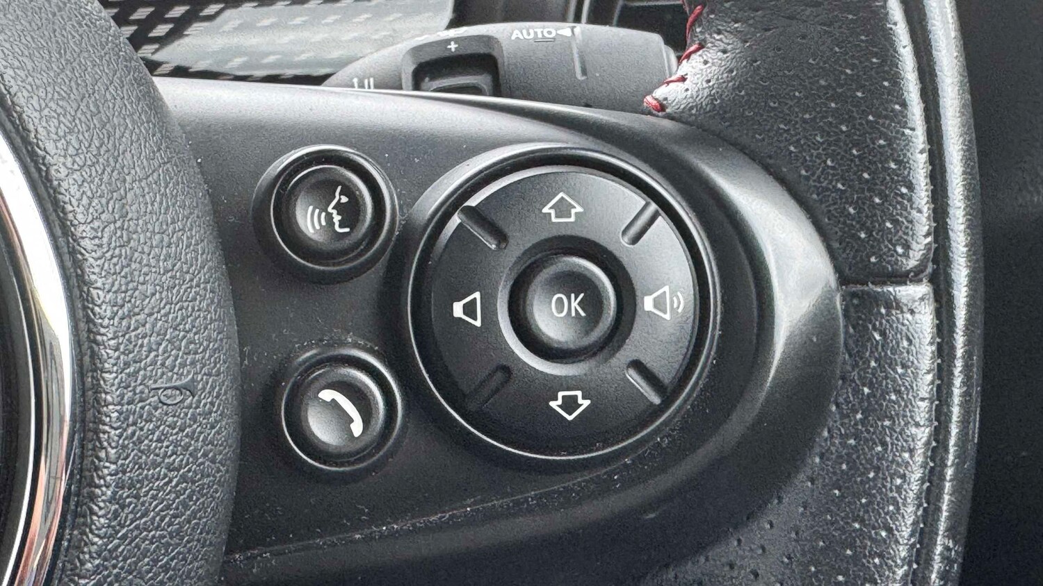 Used MINI Convertible 2018 for sale - 78010018: Photo 17