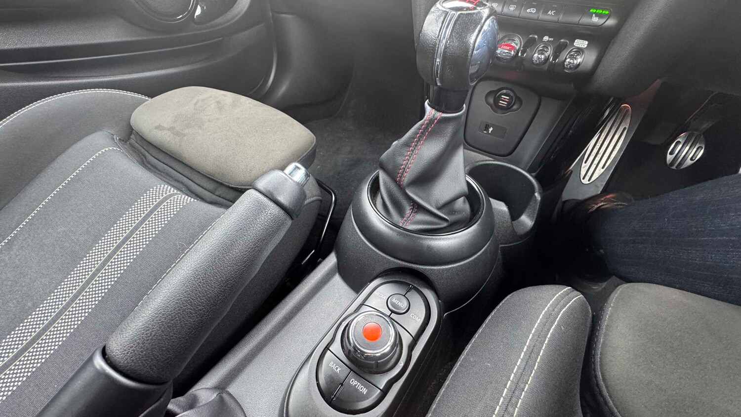 Used MINI Convertible 2018 for sale - 78010018: Photo 21