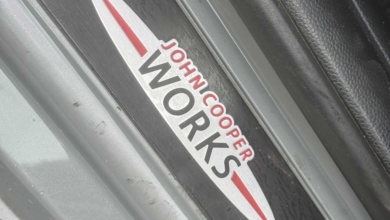 Used MINI Convertible 2018 for sale - 78010018: Photo 23