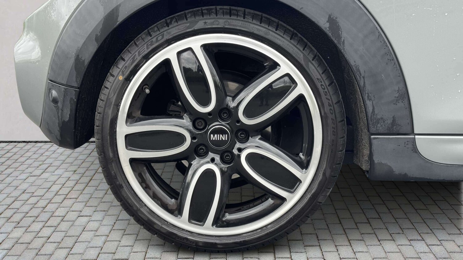 Used MINI Convertible 2018 for sale - 78010018: Photo 6