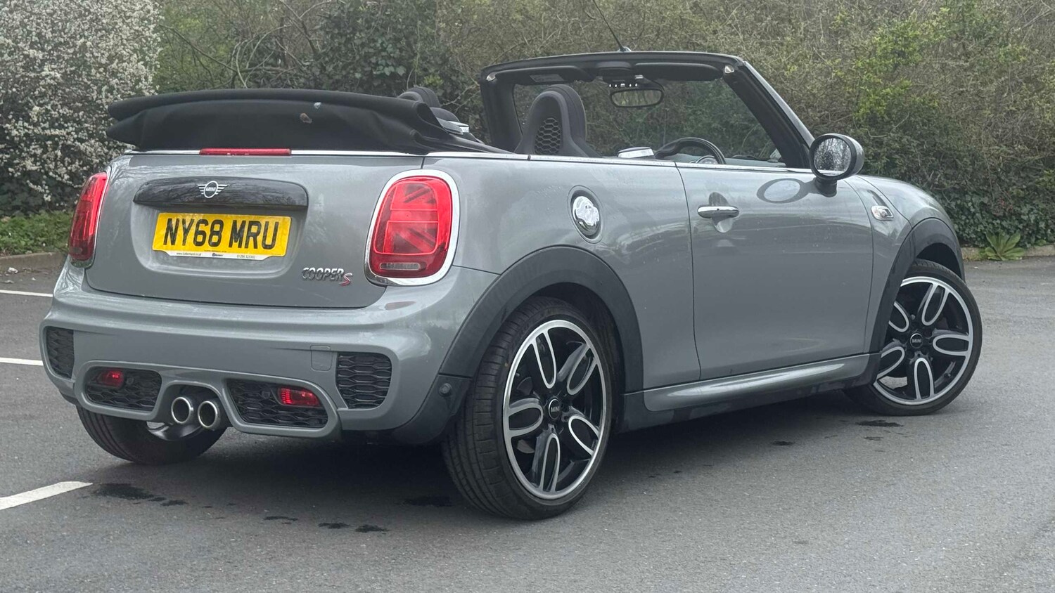 Used MINI Convertible 2018 for sale - 78010018: Photo 9