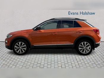 Used Volkswagen T-Roc 2021 for sale - 78625174: Photo