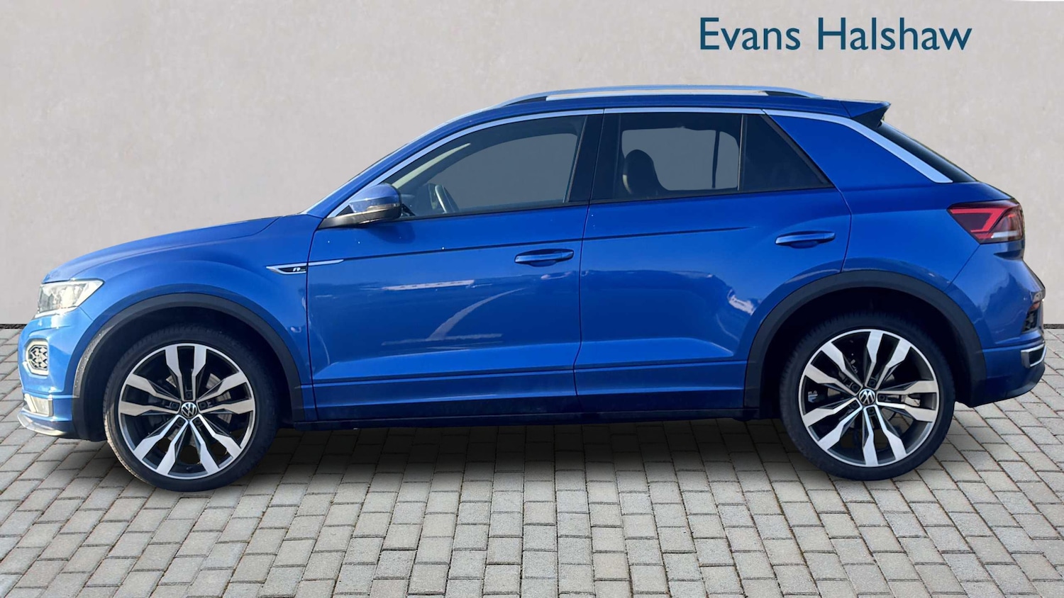 Used Volkswagen T-Roc for sale - 77860561: Photo 6
