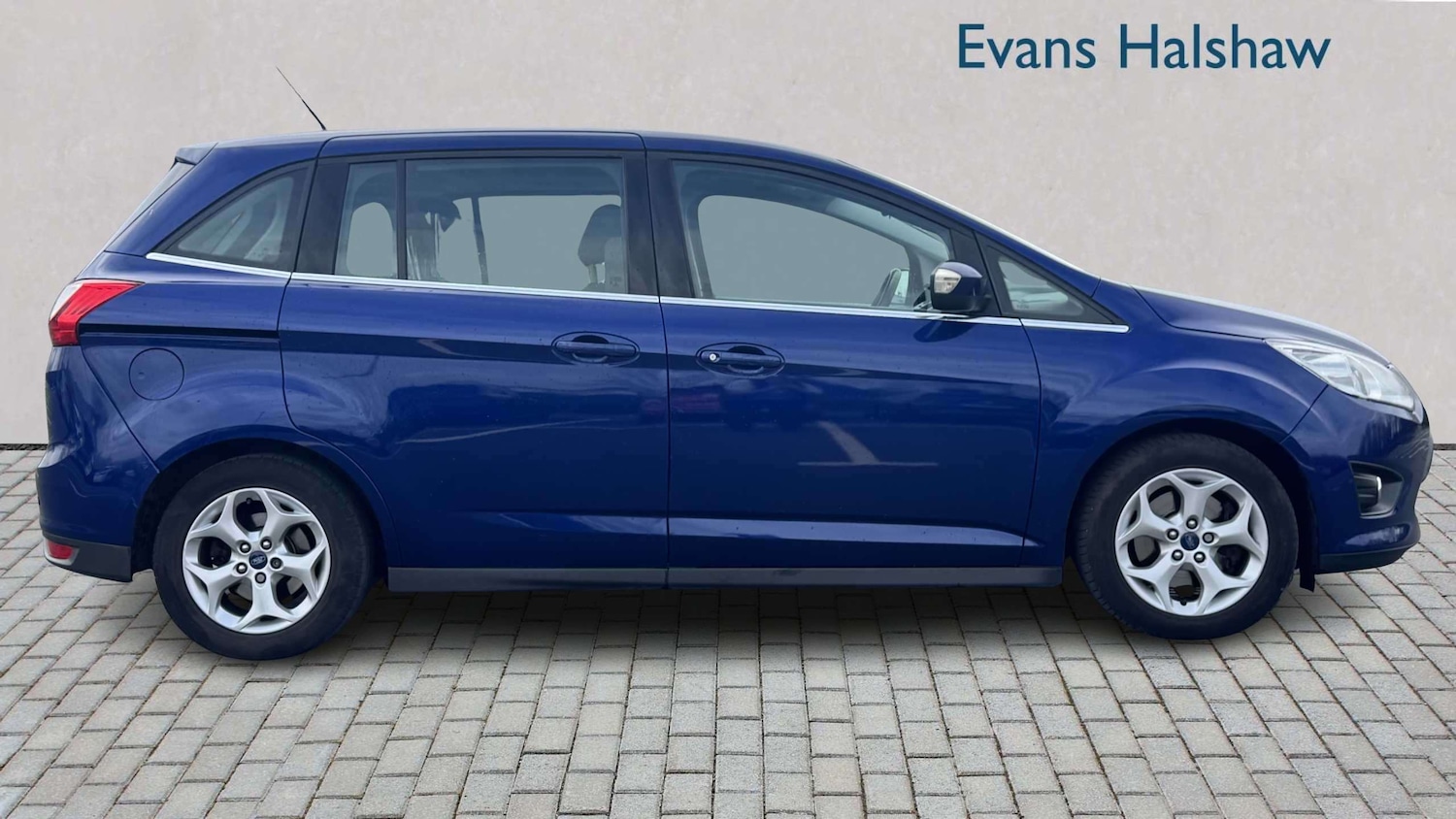 Used Ford Grand C-Max 2014 for sale - 77913865: Photo 2