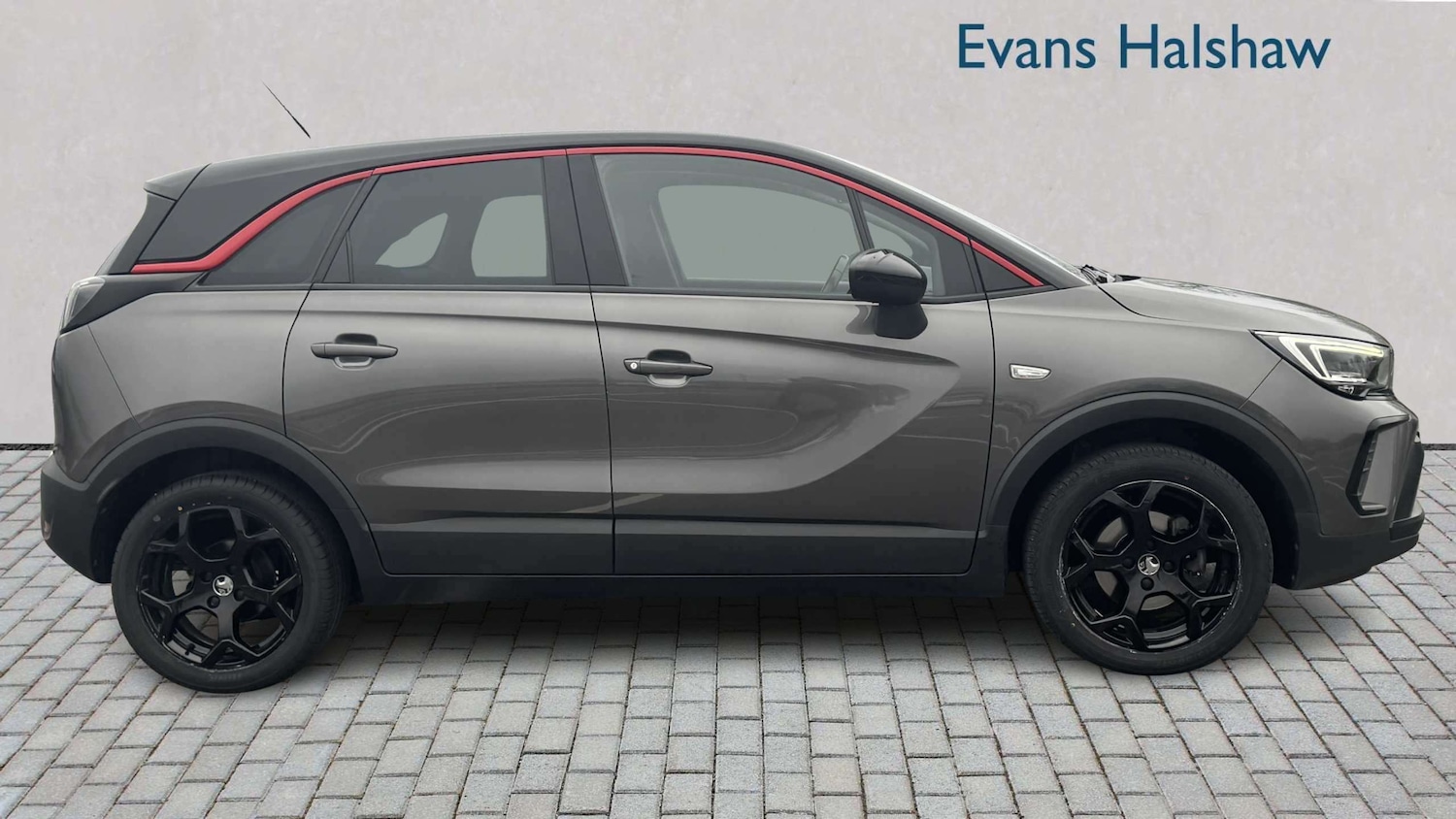 Used Vauxhall Crossland 2023 for sale - 77856536: Photo 3