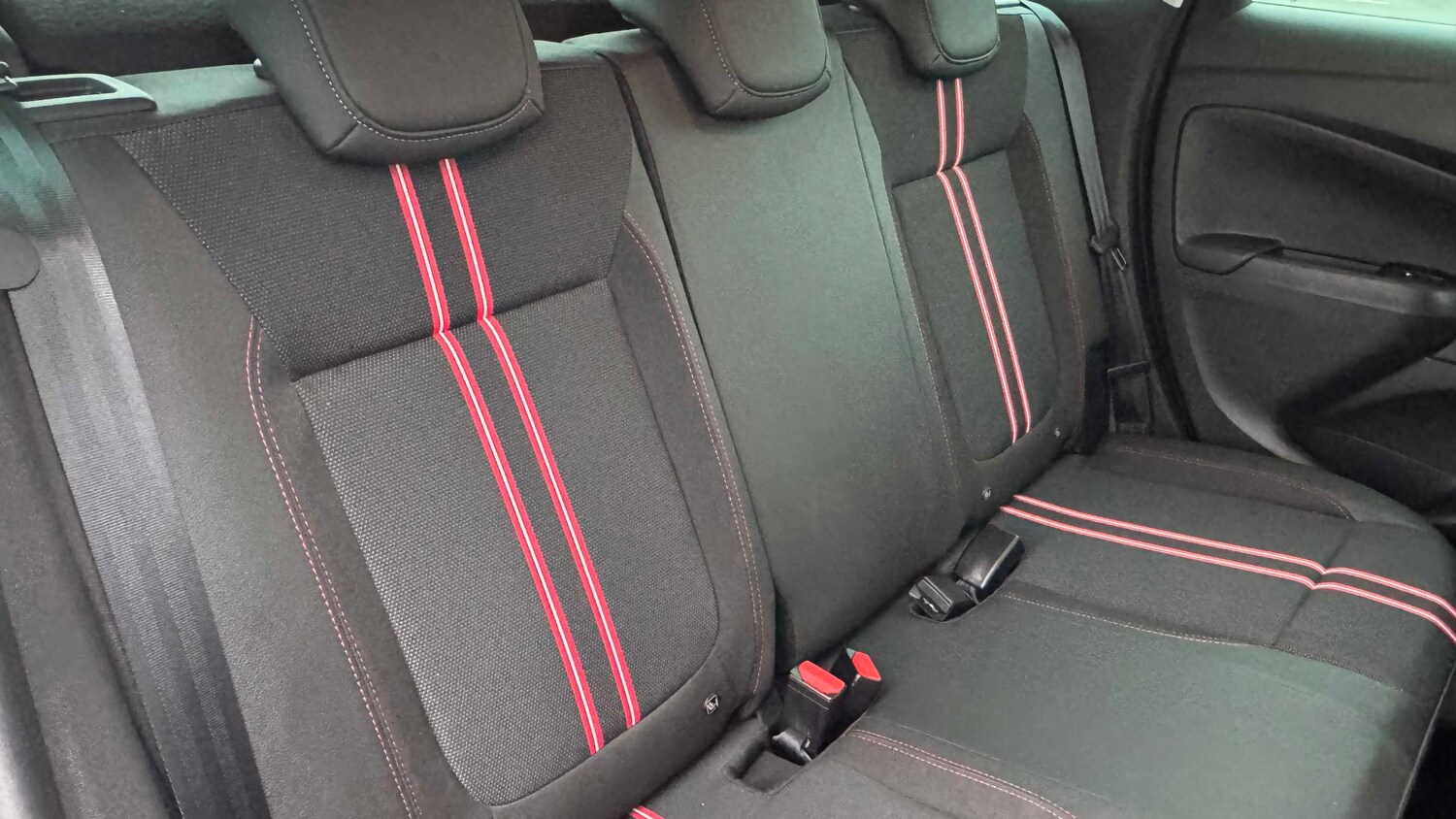 Used Vauxhall Crossland 2023 for sale - 77856536: Photo 8