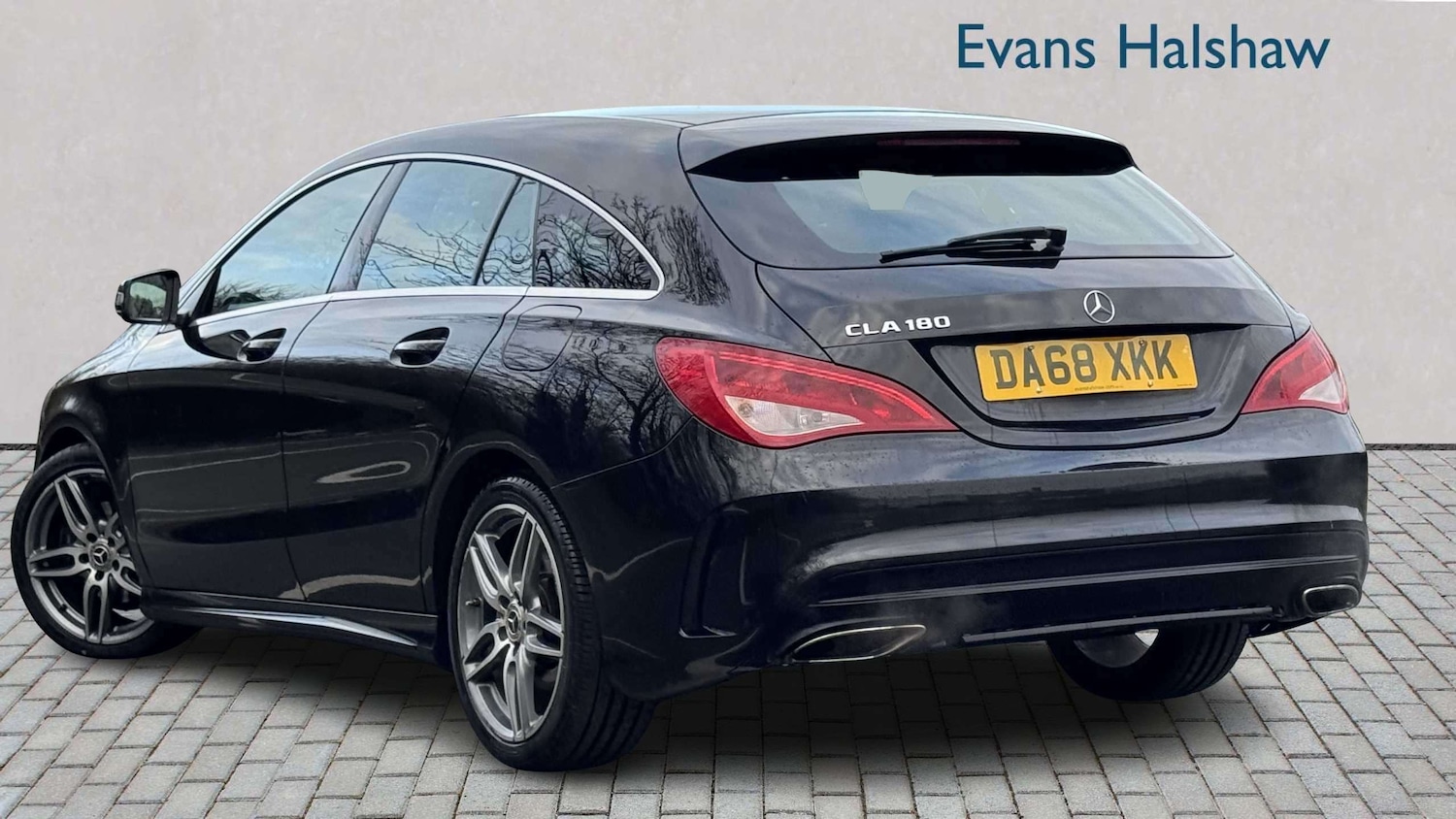 Used Mercedes-Benz CLA for sale - 77861344: Photo 2