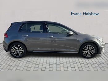 Used Volkswagen Golf 2018 for sale - 79390939: Photo