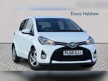 Used Toyota Yaris 2016 for sale - 79784677: Photo