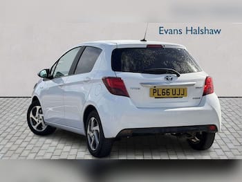 Used Toyota Yaris 2016 for sale - 79784677: Photo