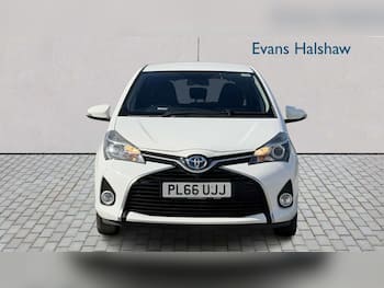 Used Toyota Yaris 2016 for sale - 79784677: Photo