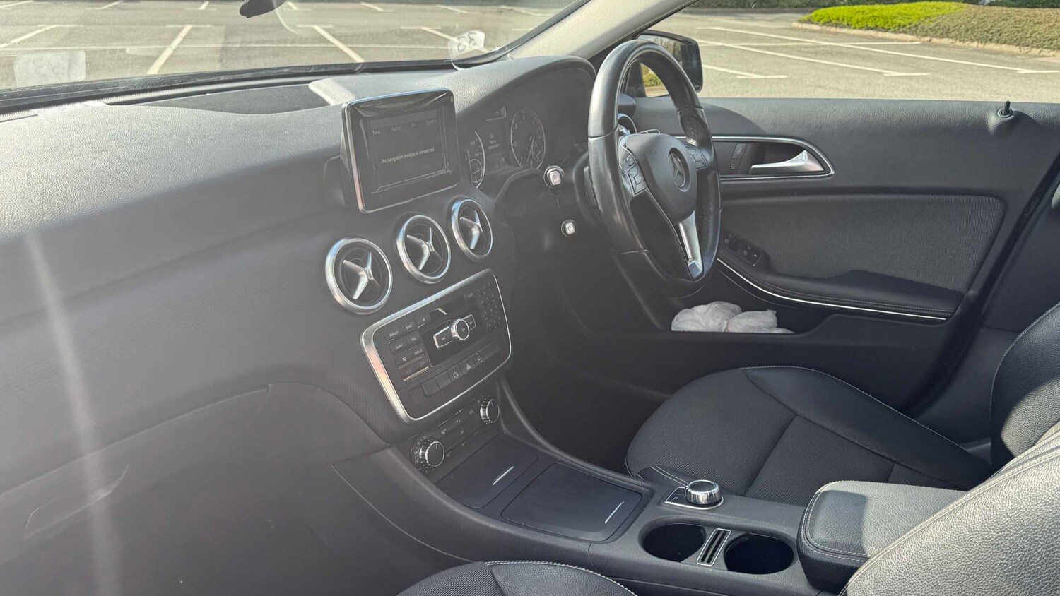 Used Mercedes-Benz A-Class 2015 for sale - 77894392: Photo 8