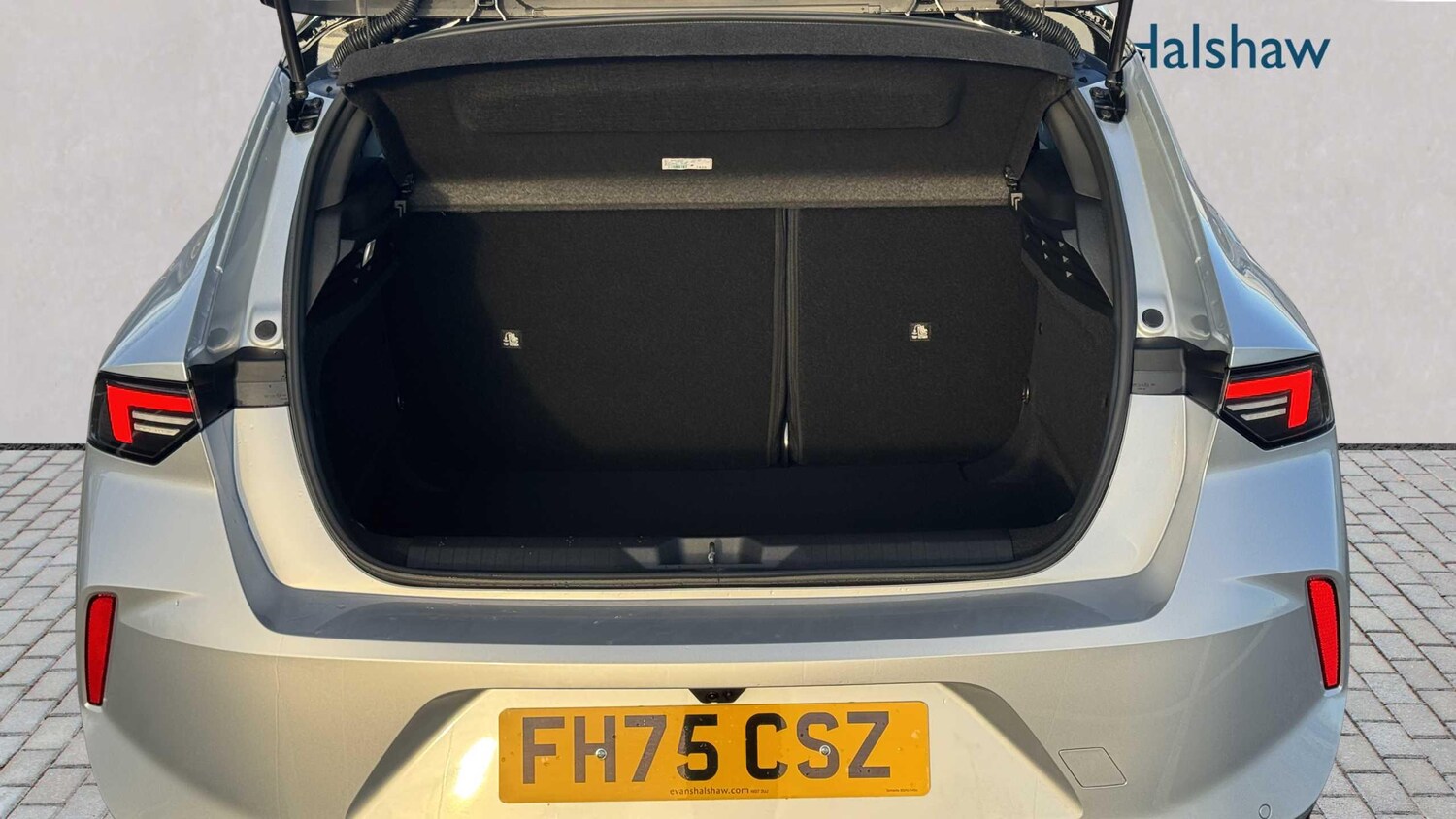 Used Vauxhall Astra 2025 for sale - 77859227: Photo 14