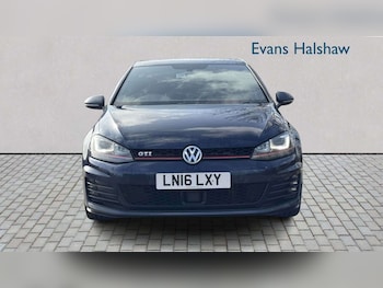Used Volkswagen Golf 2016 for sale - 77859257: Photo