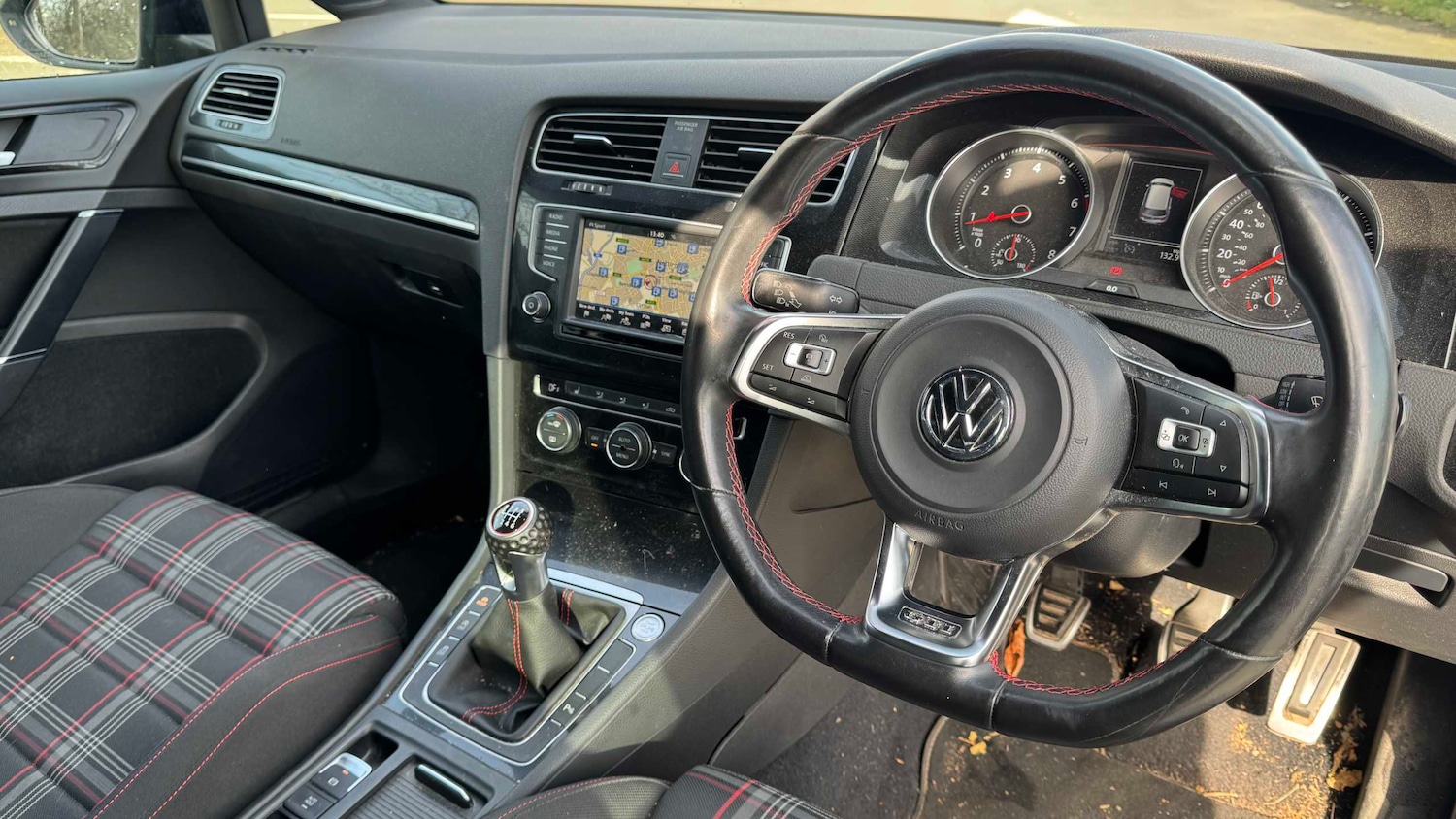 Used Volkswagen Golf 2016 for sale - 77859257: Photo 6