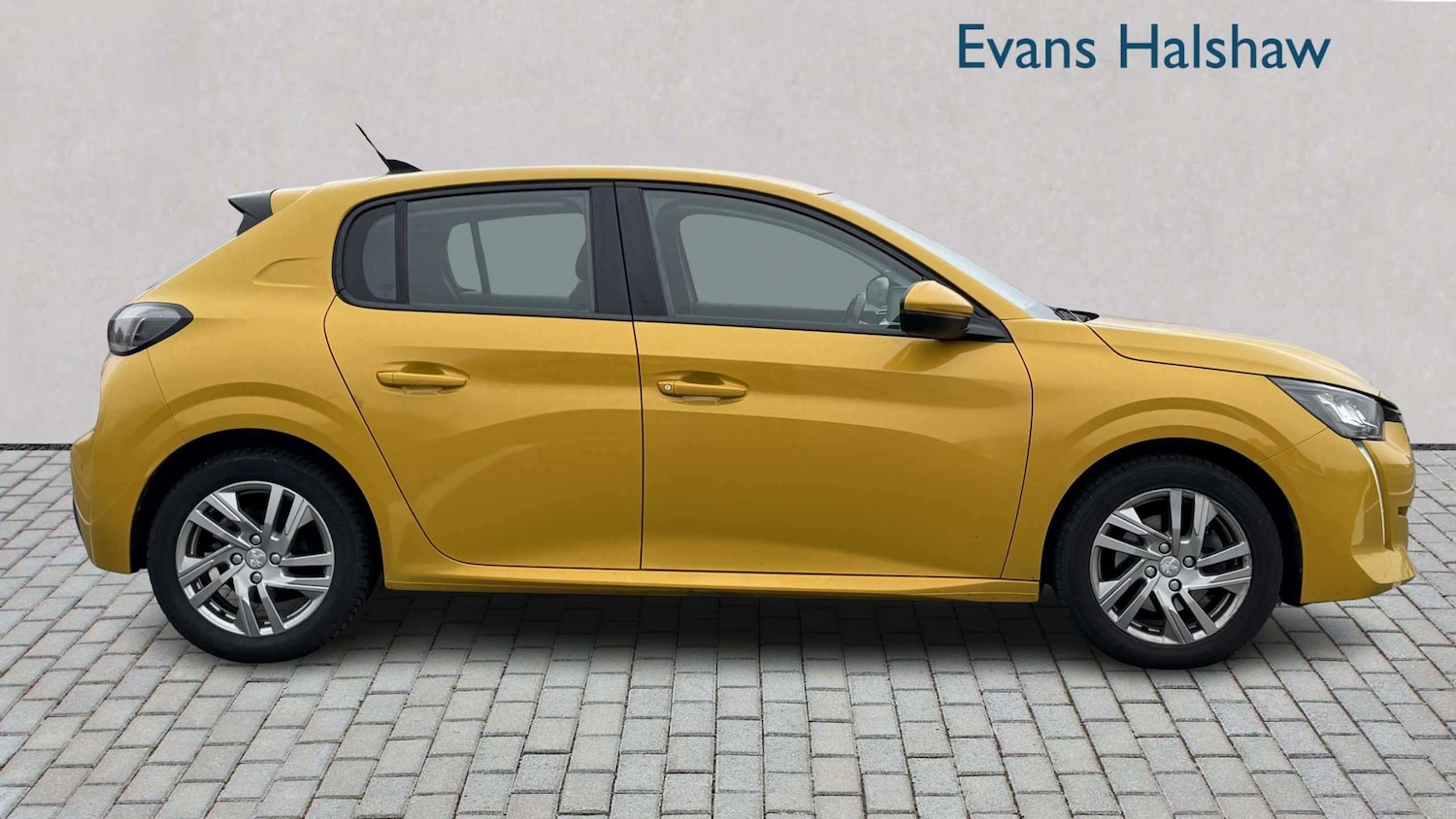 Used Peugeot 208 2020 for sale - 77972945: Photo 2