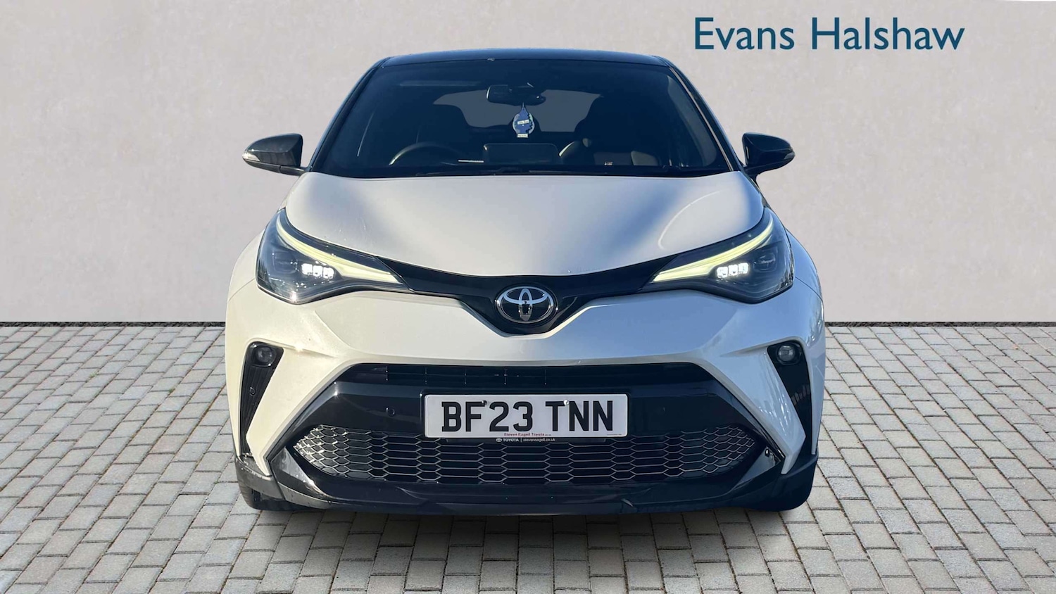 Used Toyota C-HR 2023 for sale - 77943226: Photo 4