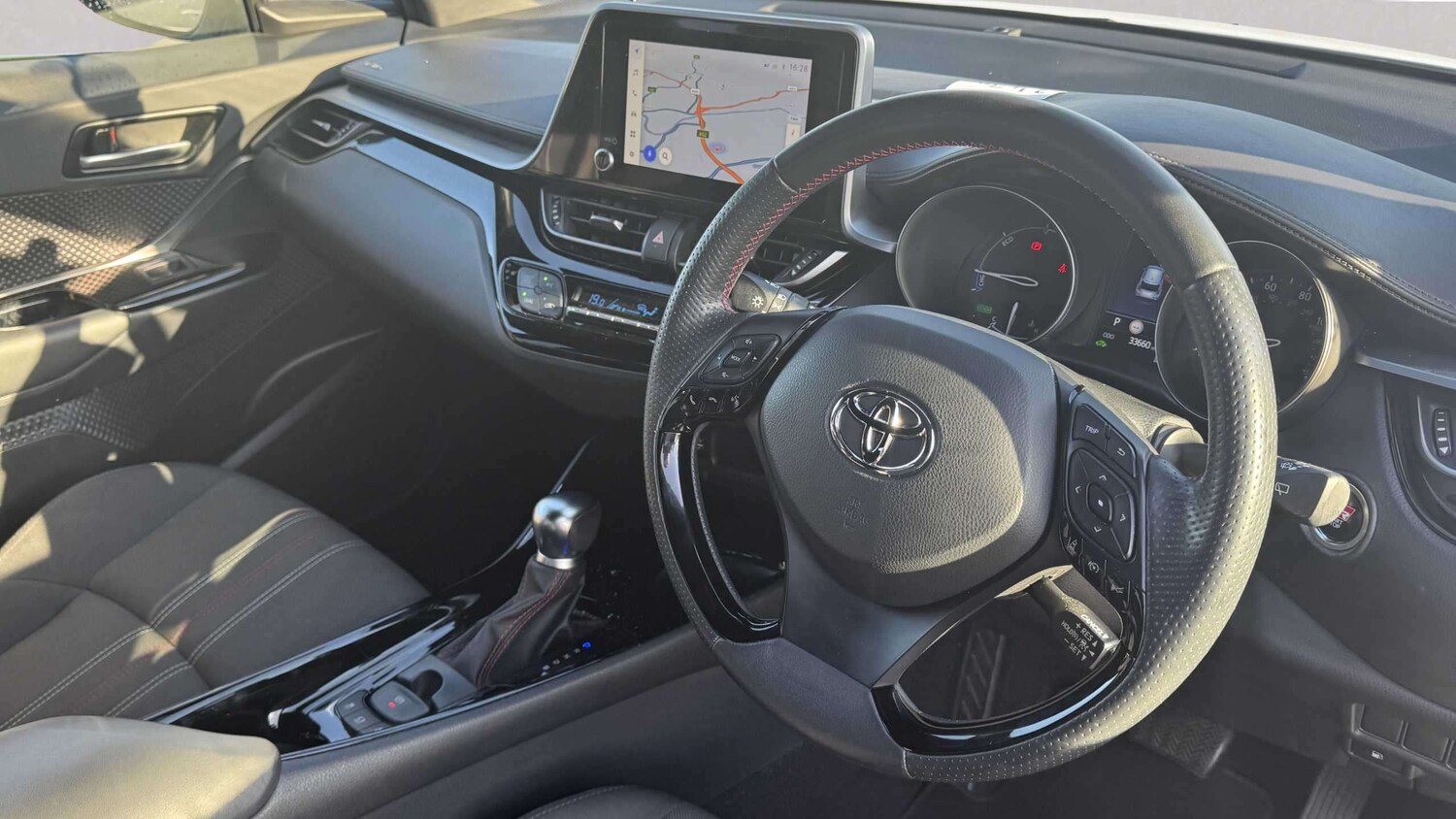 Used Toyota C-HR 2023 for sale - 77943226: Photo 7